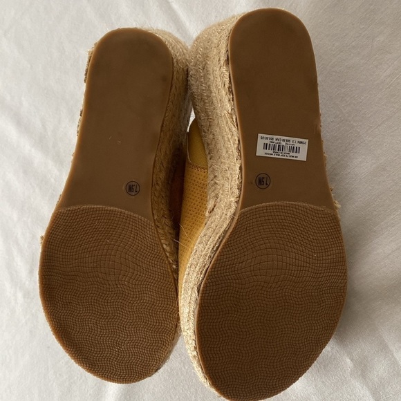 Torrid Espadrille Mule Wedge - Size 7.5 Yellow Gold (WW) - Picture 8 of 11